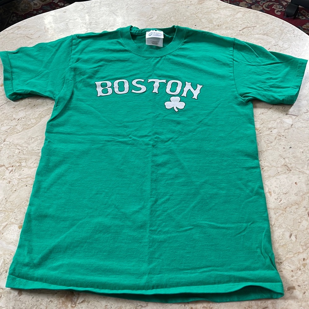 Boston Shamrock Unisex T shirt Size S Green